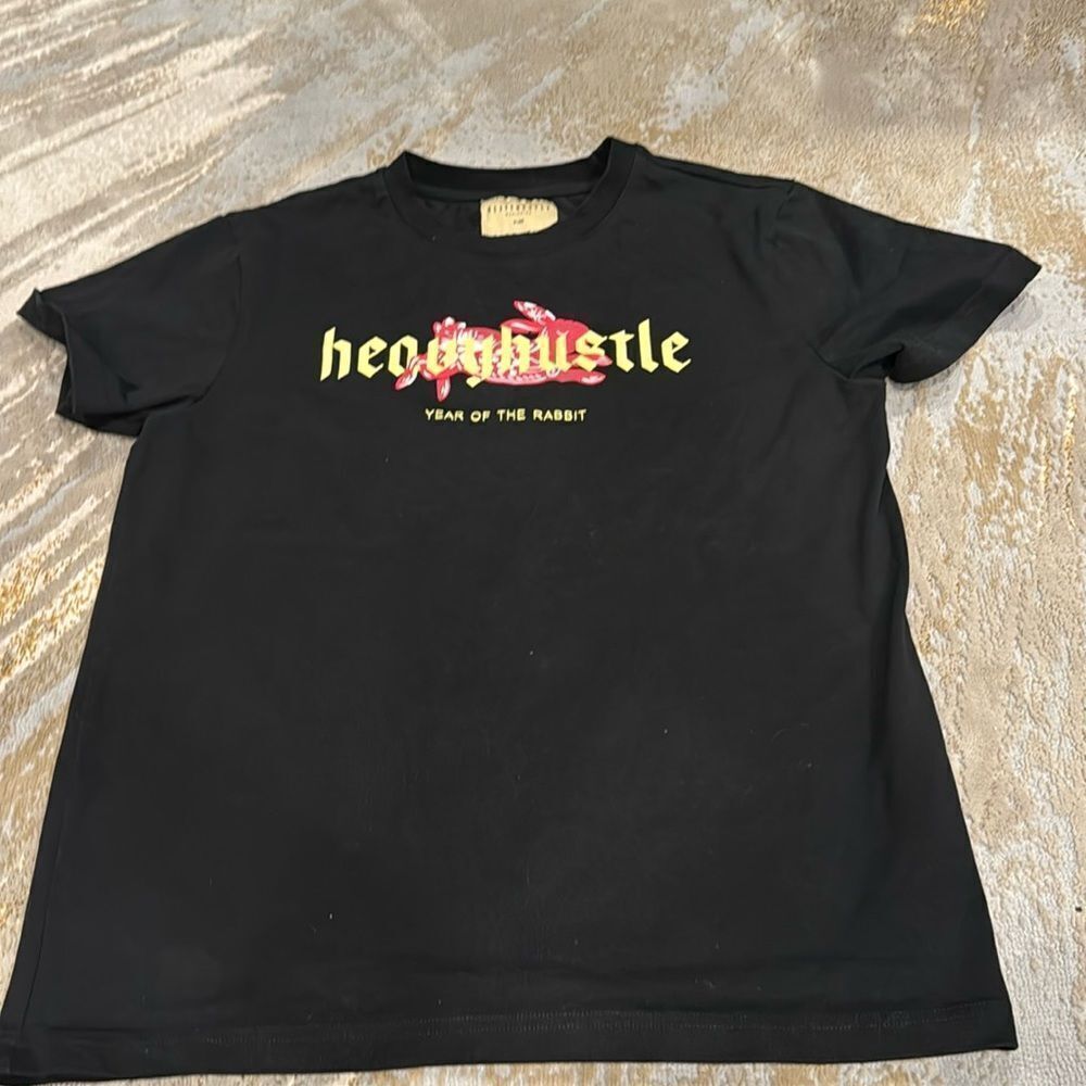 heavyhustle year of the rabbit tee size M great quality cotton‎ tee black
